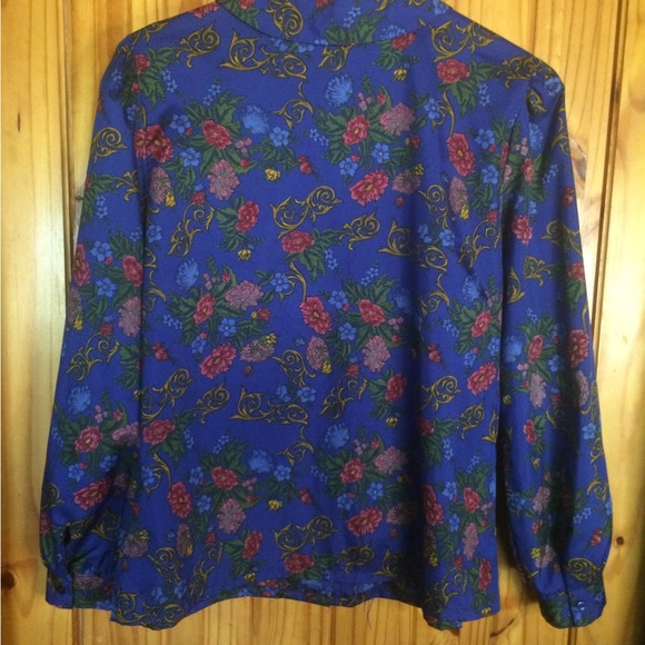 Vintage Hidden Button Dark Blue Pattern Blouse - Picture 5 of 6